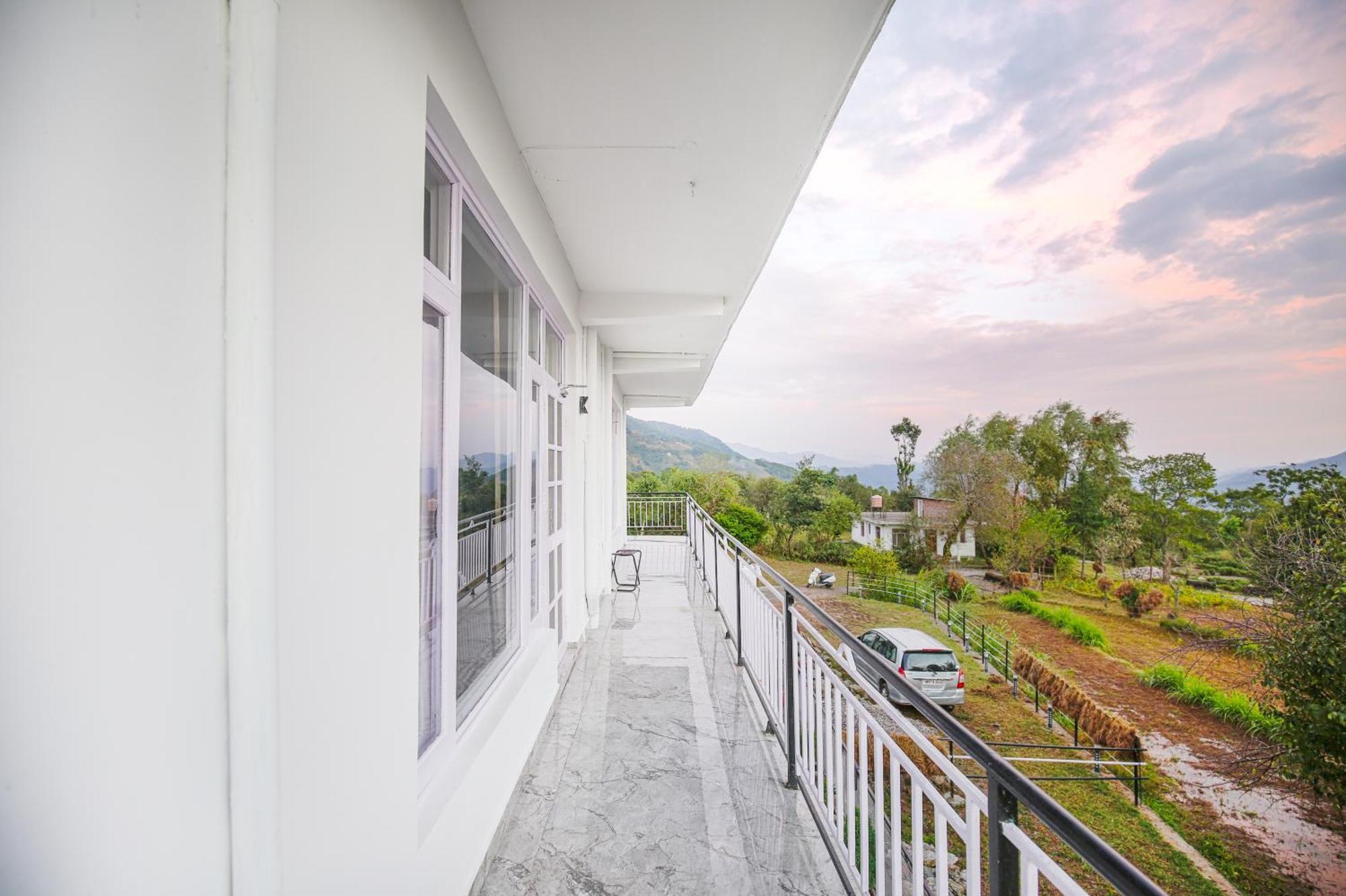 The Bunksters Bir Hostel Exterior photo