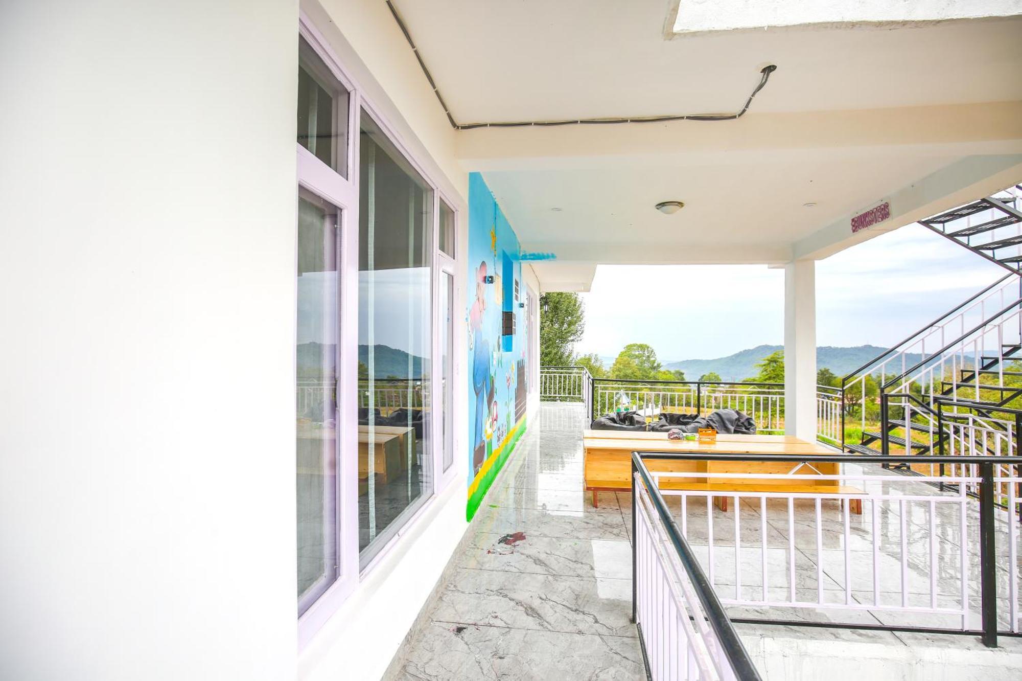 The Bunksters Bir Hostel Exterior photo